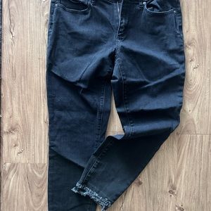 LOFT Curvy Skinny size 8